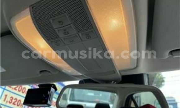 Tenga Tsaru Mercedes‒Benz C–Class Tsvuku Mota in Beitbridge in Matabeleland South Tenga Tsaru Mercedes‒Benz C–Class Tsvuku Mota in Beitbridge in Matabeleland South