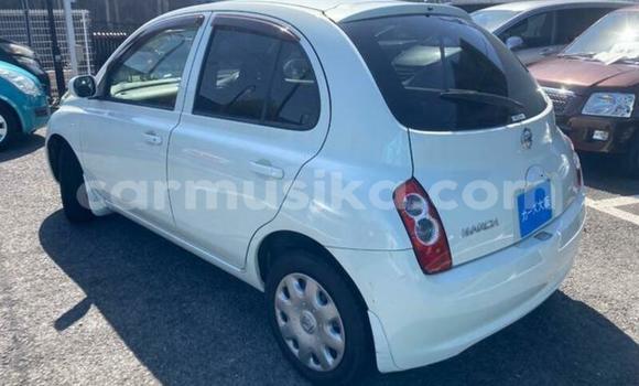 Acheter Occasion Voiture Nissan March Blanc à Beitbridge, Matabeleland South Acheter Occasion Voiture Nissan March Blanc à Beitbridge, Matabeleland South
