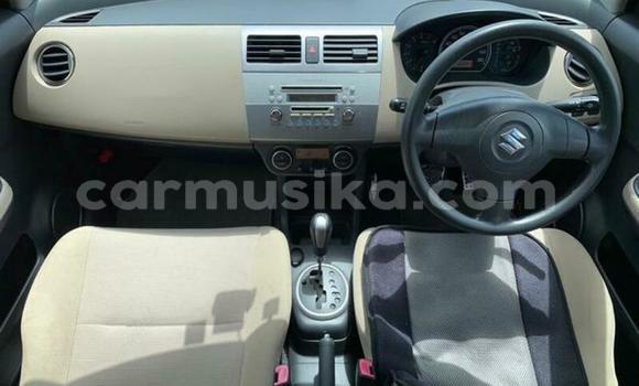 Nunua Ilio tumika Suzuki Swift Nyekundu Gari ndani ya Beitbridge nchini Matabeleland Kusini Nunua Ilio tumika Suzuki Swift Nyekundu Gari ndani ya Beitbridge nchini Matabeleland Kusini