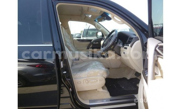Nunua Imported Lexus LX Nyeusi Gari ndani ya Import - Dubai nchini Harare Nunua Imported Lexus LX Nyeusi Gari ndani ya Import - Dubai nchini Harare