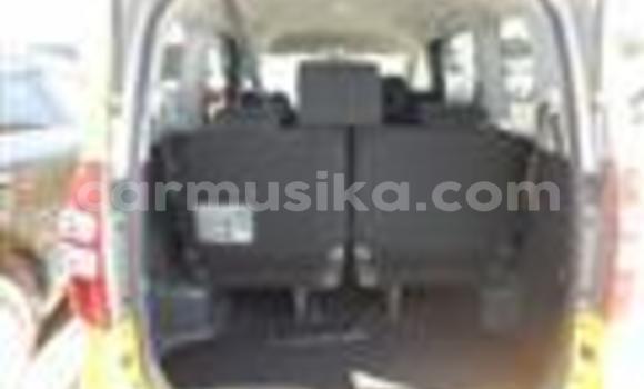 Nunua Ilio tumika Toyota Noah Nyingine Gari ndani ya Beitbridge nchini Matabeleland Kusini Nunua Ilio tumika Toyota Noah Nyingine Gari ndani ya Beitbridge nchini Matabeleland Kusini