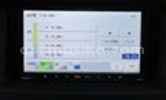 Nunua Ilio tumika Toyota Probox Fedha Gari ndani ya Borrowdale nchini Harare Nunua Ilio tumika Toyota Probox Fedha Gari ndani ya Borrowdale nchini Harare