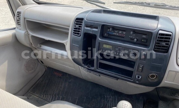 Acheter Occasion Utilitaire Toyota Dyna Blanc à Beitbridge, Matabeleland South Acheter Occasion Utilitaire Toyota Dyna Blanc à Beitbridge, Matabeleland South