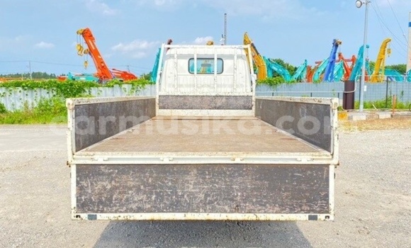 Acheter Occasion Utilitaire Toyota Dyna Blanc à Beitbridge, Matabeleland South Acheter Occasion Utilitaire Toyota Dyna Blanc à Beitbridge, Matabeleland South