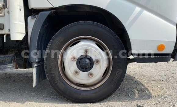 Acheter Occasion Utilitaire Toyota Dyna Blanc à Beitbridge, Matabeleland South Acheter Occasion Utilitaire Toyota Dyna Blanc à Beitbridge, Matabeleland South