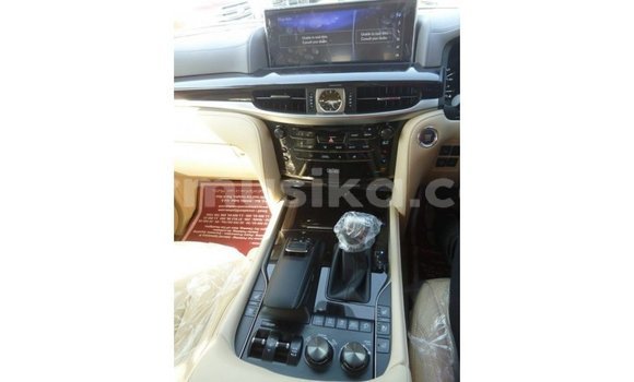 Nunua Imported Lexus LX Nyeusi Gari ndani ya Import - Dubai nchini Harare Nunua Imported Lexus LX Nyeusi Gari ndani ya Import - Dubai nchini Harare