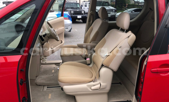 Nunua Ilio tumika Toyota Porte Nyekundu Gari ndani ya Beitbridge nchini Matabeleland Kusini Nunua Ilio tumika Toyota Porte Nyekundu Gari ndani ya Beitbridge nchini Matabeleland Kusini