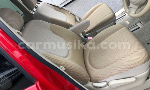 Nunua Ilio tumika Toyota Porte Nyekundu Gari ndani ya Beitbridge nchini Matabeleland Kusini Nunua Ilio tumika Toyota Porte Nyekundu Gari ndani ya Beitbridge nchini Matabeleland Kusini