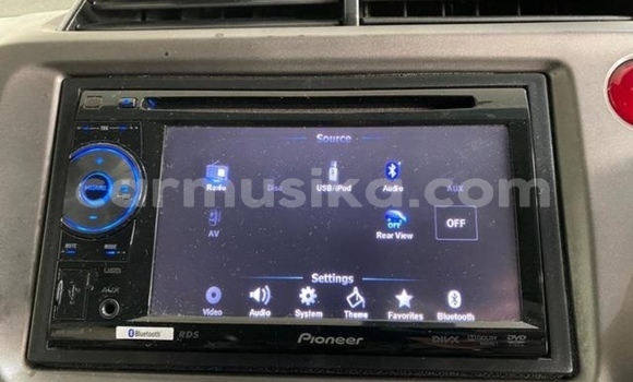 Buy Used Honda Fit Silver Car in Beitbridge in Matabeleland South Buy Used Honda Fit Silver Car in Beitbridge in Matabeleland South