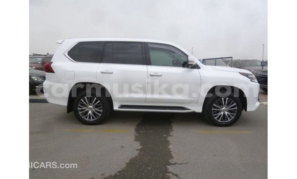 Buy Import Lexus LX White Car in Import - Dubai in Harare Buy Import Lexus LX White Car in Import - Dubai in Harare