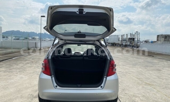 Buy Used Honda Fit Silver Car in Beitbridge in Matabeleland South Buy Used Honda Fit Silver Car in Beitbridge in Matabeleland South