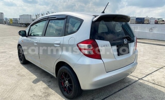 Buy Used Honda Fit Silver Car in Beitbridge in Matabeleland South Buy Used Honda Fit Silver Car in Beitbridge in Matabeleland South