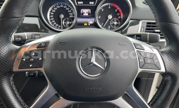 Tenga Tsaru Mercedes-Benz C250 coupe Chena Mota in Beitbridge in Matabeleland South Tenga Tsaru Mercedes-Benz C250 coupe Chena Mota in Beitbridge in Matabeleland South