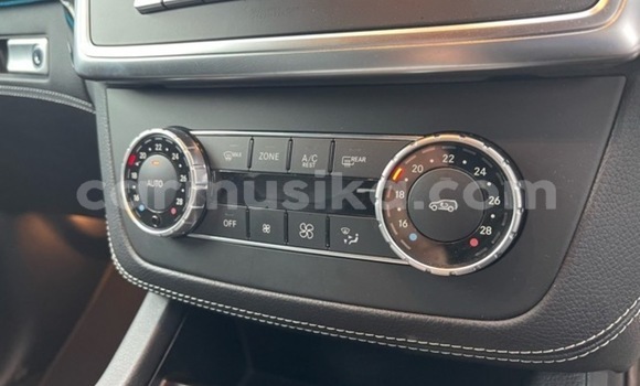 Tenga Tsaru Mercedes-Benz C250 coupe Chena Mota in Beitbridge in Matabeleland South Tenga Tsaru Mercedes-Benz C250 coupe Chena Mota in Beitbridge in Matabeleland South