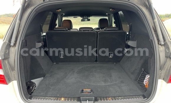 Tenga Tsaru Mercedes-Benz C250 coupe Chena Mota in Beitbridge in Matabeleland South Tenga Tsaru Mercedes-Benz C250 coupe Chena Mota in Beitbridge in Matabeleland South