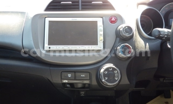 Acheter Occasion Voiture Honda Fit Gris à Beitbridge, Matabeleland South Acheter Occasion Voiture Honda Fit Gris à Beitbridge, Matabeleland South