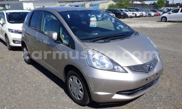 Acheter Occasion Voiture Honda Fit Gris à Beitbridge, Matabeleland South Acheter Occasion Voiture Honda Fit Gris à Beitbridge, Matabeleland South
