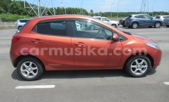 Nunua Ilio tumika Mazda Demio Beige Gari ndani ya Beitbridge nchini Matabeleland Kusini Nunua Ilio tumika Mazda Demio Beige Gari ndani ya Beitbridge nchini Matabeleland Kusini