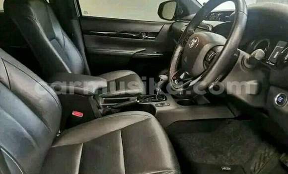 Tenga Tsaru Toyota Hilux Sirivha Mota in Beitbridge in Matabeleland South Tenga Tsaru Toyota Hilux Sirivha Mota in Beitbridge in Matabeleland South