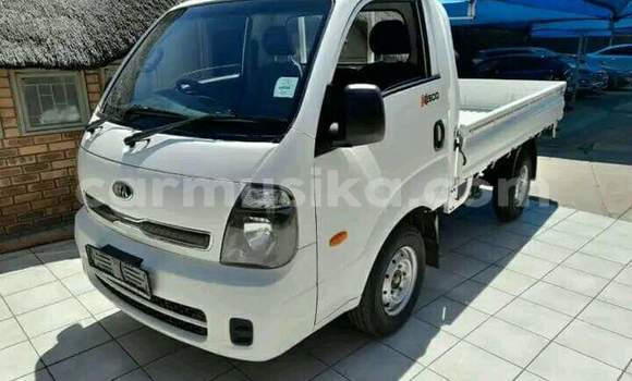 Acheter Occasion Utilitaire Kia K2700 Blanc à Beitbridge, Matabeleland South Acheter Occasion Utilitaire Kia K2700 Blanc à Beitbridge, Matabeleland South