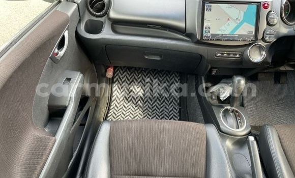 Buy Used Honda Fit White Car in Beitbridge in Matabeleland South Buy Used Honda Fit White Car in Beitbridge in Matabeleland South