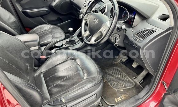 Buy Used Hyundai ix35 Red Car in Beitbridge in Matabeleland South Buy Used Hyundai ix35 Red Car in Beitbridge in Matabeleland South