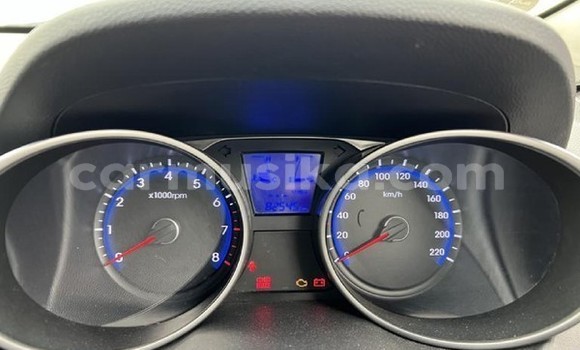 Buy Used Hyundai ix35 Red Car in Beitbridge in Matabeleland South Buy Used Hyundai ix35 Red Car in Beitbridge in Matabeleland South