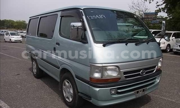 Acheter Occasion Voiture Toyota Hiace Bleu à Beitbridge, Matabeleland South Acheter Occasion Voiture Toyota Hiace Bleu à Beitbridge, Matabeleland South