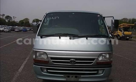 Acheter Occasion Voiture Toyota Hiace Bleu à Beitbridge, Matabeleland South Acheter Occasion Voiture Toyota Hiace Bleu à Beitbridge, Matabeleland South