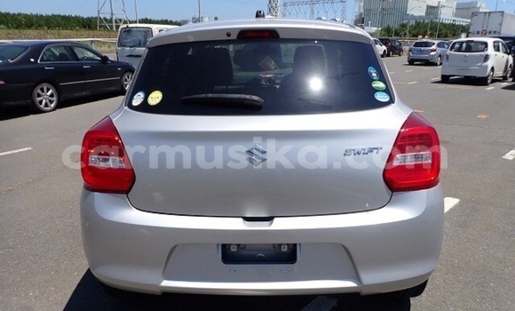 Buy Used Suzuki Swift Silver Car in Beitbridge in Matabeleland South Buy Used Suzuki Swift Silver Car in Beitbridge in Matabeleland South