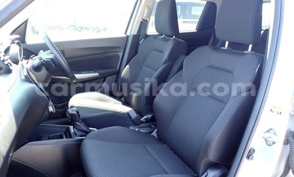 Buy Used Suzuki Swift Silver Car in Beitbridge in Matabeleland South Buy Used Suzuki Swift Silver Car in Beitbridge in Matabeleland South