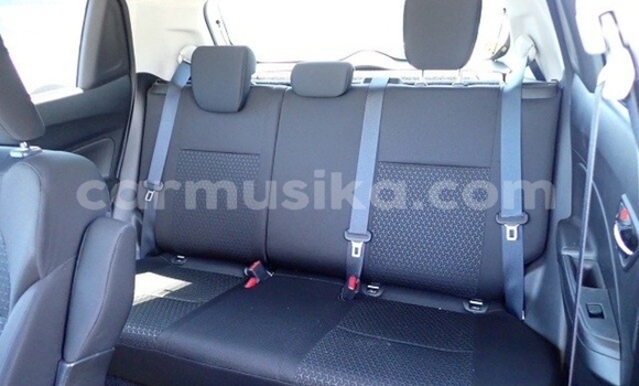 Buy Used Suzuki Swift Silver Car in Beitbridge in Matabeleland South Buy Used Suzuki Swift Silver Car in Beitbridge in Matabeleland South