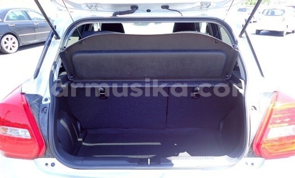 Buy Used Suzuki Swift Silver Car in Beitbridge in Matabeleland South Buy Used Suzuki Swift Silver Car in Beitbridge in Matabeleland South