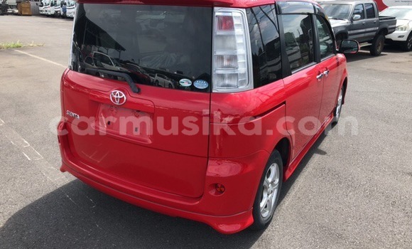 Buy Used Toyota Sienta Red Car in Beitbridge in Matabeleland South Buy Used Toyota Sienta Red Car in Beitbridge in Matabeleland South
