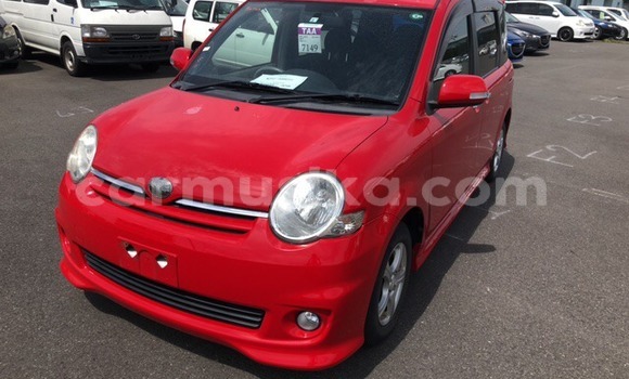 Buy Used Toyota Sienta Red Car in Beitbridge in Matabeleland South Buy Used Toyota Sienta Red Car in Beitbridge in Matabeleland South