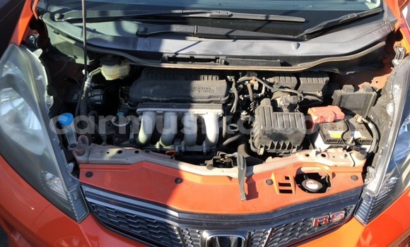 Buy Used Honda Fit Red Car in Beitbridge in Matabeleland South Buy Used Honda Fit Red Car in Beitbridge in Matabeleland South