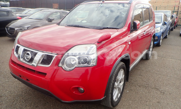 Acheter Occasion Voiture Nissan X–Trail Rouge à Beitbridge, Matabeleland South