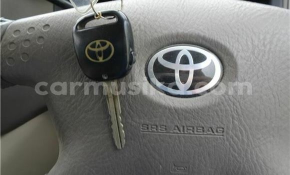 Nunua Ilio tumika Toyota Granvia Fedha Gari ndani ya Beitbridge nchini Matabeleland Kusini Nunua Ilio tumika Toyota Granvia Fedha Gari ndani ya Beitbridge nchini Matabeleland Kusini