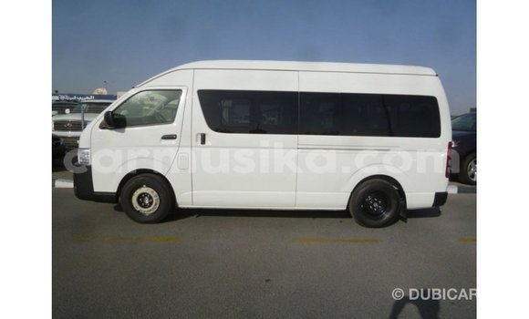 Nunua Imported Toyota Hiace Nyeupe Gari ndani ya Import - Dubai nchini Harare Nunua Imported Toyota Hiace Nyeupe Gari ndani ya Import - Dubai nchini Harare