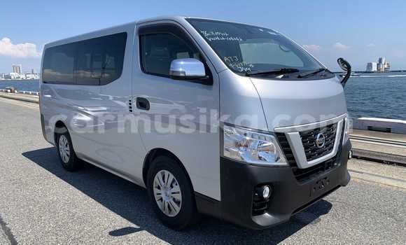 Buy Used Nissan Nv350 Silver Car in Beitbridge in Matabeleland South