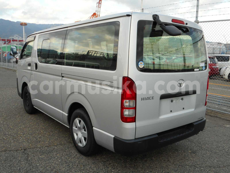 Big with watermark toyota hiace matabeleland south beitbridge 33648