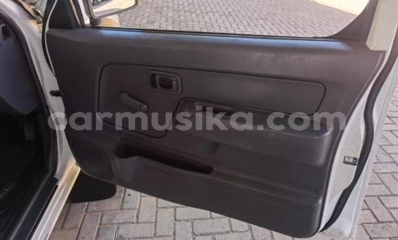 Buy Used Nissan Hardbody White Car in Beitbridge in Matabeleland South Buy Used Nissan Hardbody White Car in Beitbridge in Matabeleland South