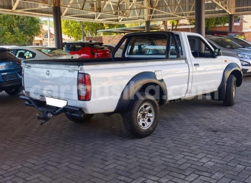 Big with watermark nissan hardbody matabeleland south beitbridge 33657