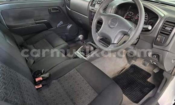 Acheter Occasion Voiture Isuzu KB Blanc à Beitbridge, Matabeleland South Acheter Occasion Voiture Isuzu KB Blanc à Beitbridge, Matabeleland South