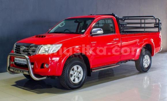 Tenga Tsaru Toyota Hilux Tsvuku Mota in Beitbridge in Matabeleland South