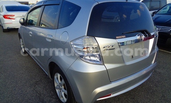 Acheter Occasion Voiture Honda Fit Gris à Beitbridge, Matabeleland South Acheter Occasion Voiture Honda Fit Gris à Beitbridge, Matabeleland South