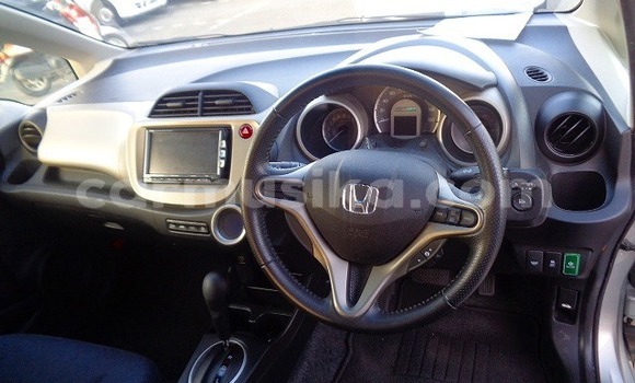 Acheter Occasion Voiture Honda Fit Gris à Beitbridge, Matabeleland South Acheter Occasion Voiture Honda Fit Gris à Beitbridge, Matabeleland South