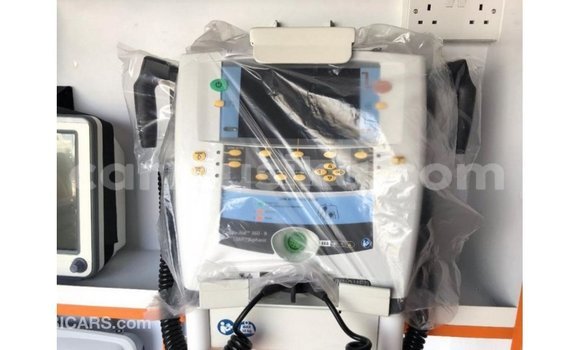 Nunua Imported Toyota Hiace Nyeupe Gari ndani ya Import - Dubai nchini Harare Nunua Imported Toyota Hiace Nyeupe Gari ndani ya Import - Dubai nchini Harare