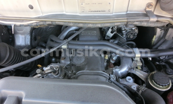 Acheter Occasion Voiture Toyota Granvia Gris à Beitbridge, Matabeleland South Acheter Occasion Voiture Toyota Granvia Gris à Beitbridge, Matabeleland South