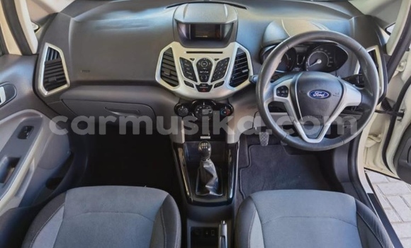 Acheter Occasion Voiture Ford EcoSport Blanc à Beitbridge, Matabeleland South Acheter Occasion Voiture Ford EcoSport Blanc à Beitbridge, Matabeleland South